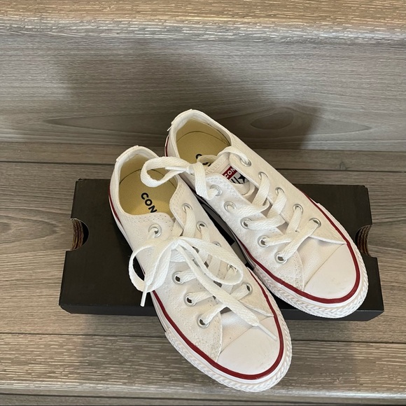 👟 🤍 White Converse Chuck Taylor All Star Sneakers Toddler Youth 11.5 / 17.5 cm - Picture 6 of 11